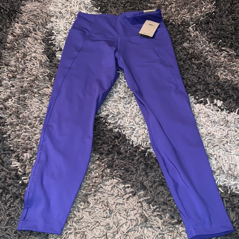 Nike Yoga gym pant size L NWT